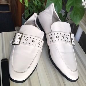 NWOT-Off White Loafers